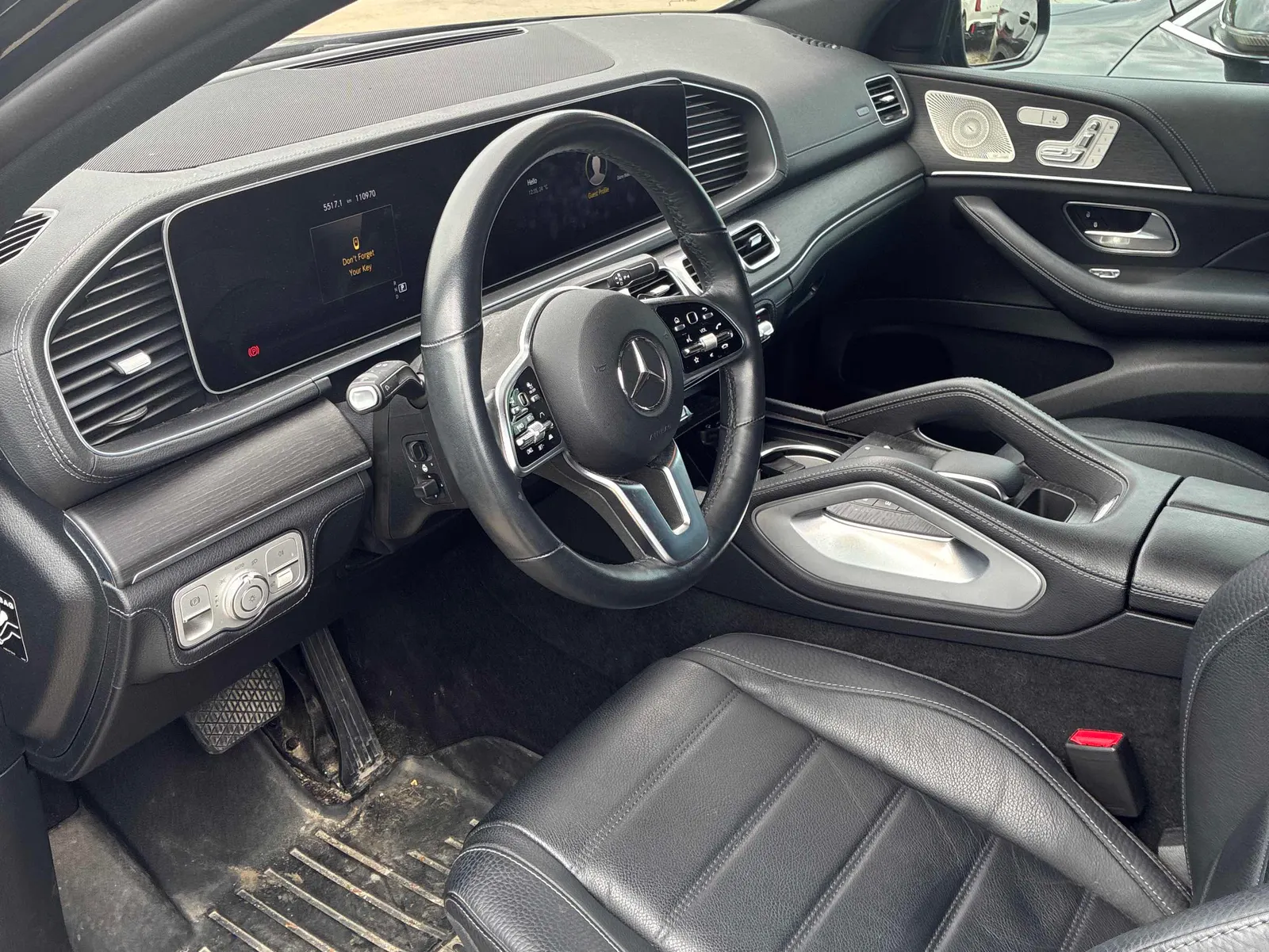 Interior driver side