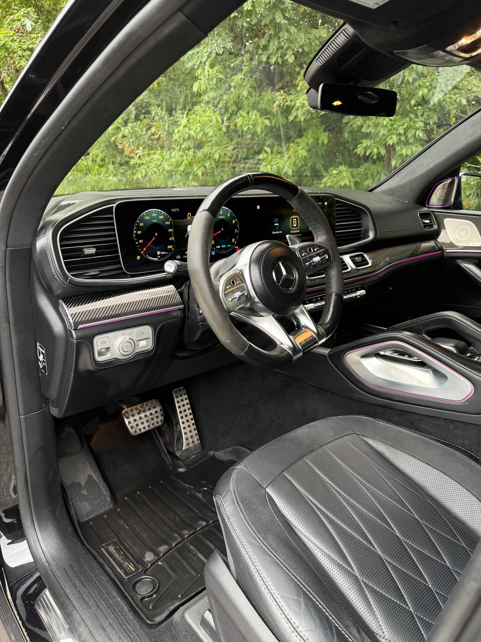 Interior driver side