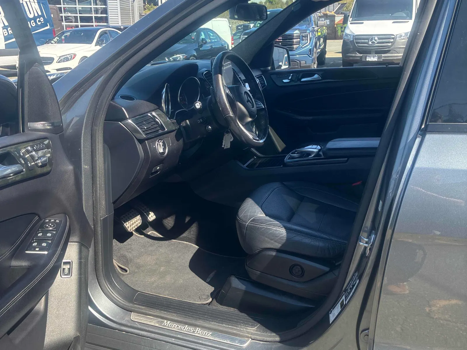 Interior driver side