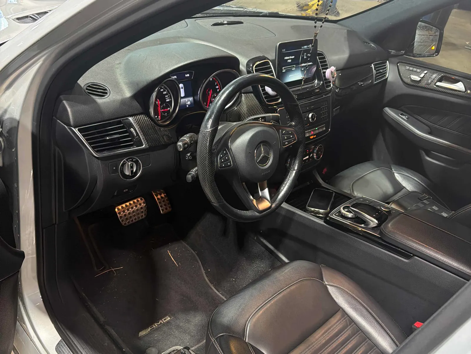 Interior driver side