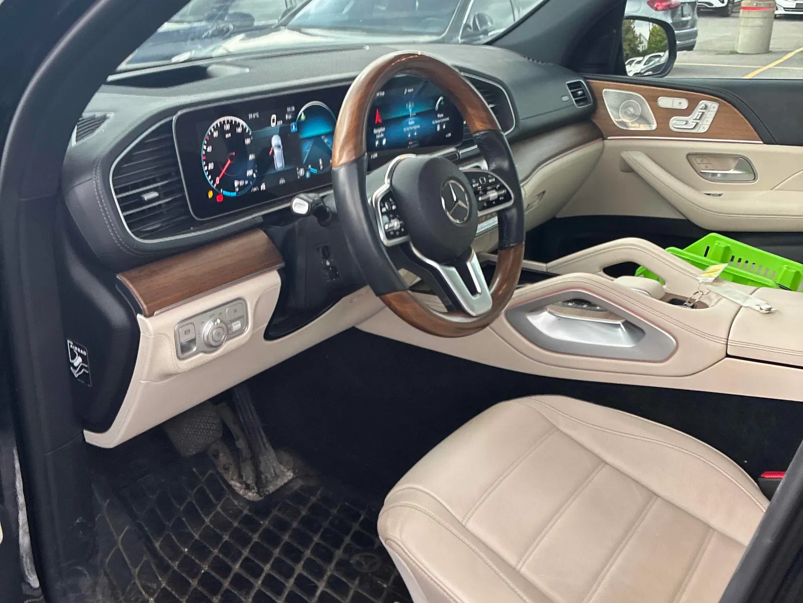 Interior driver side
