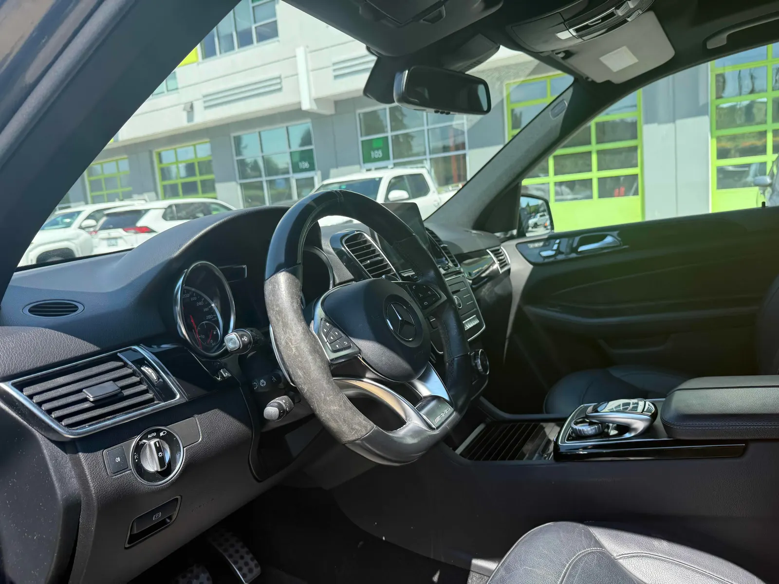 Interior driver side
