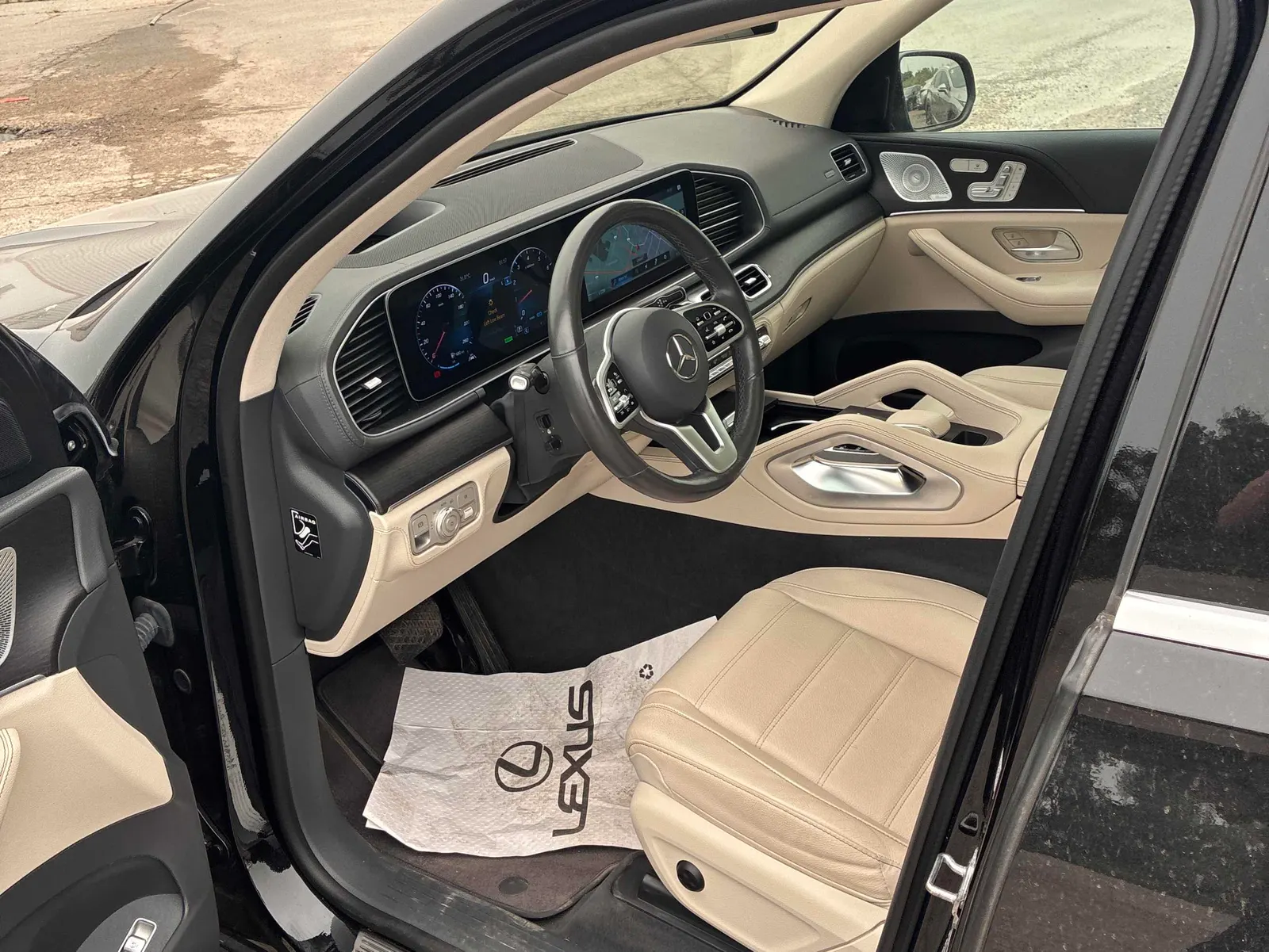 Interior driver side