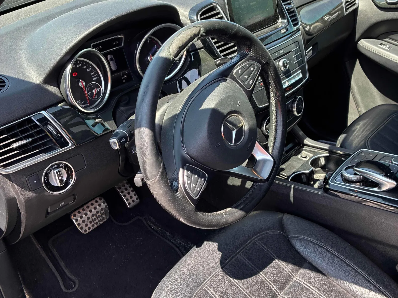 Interior driver side