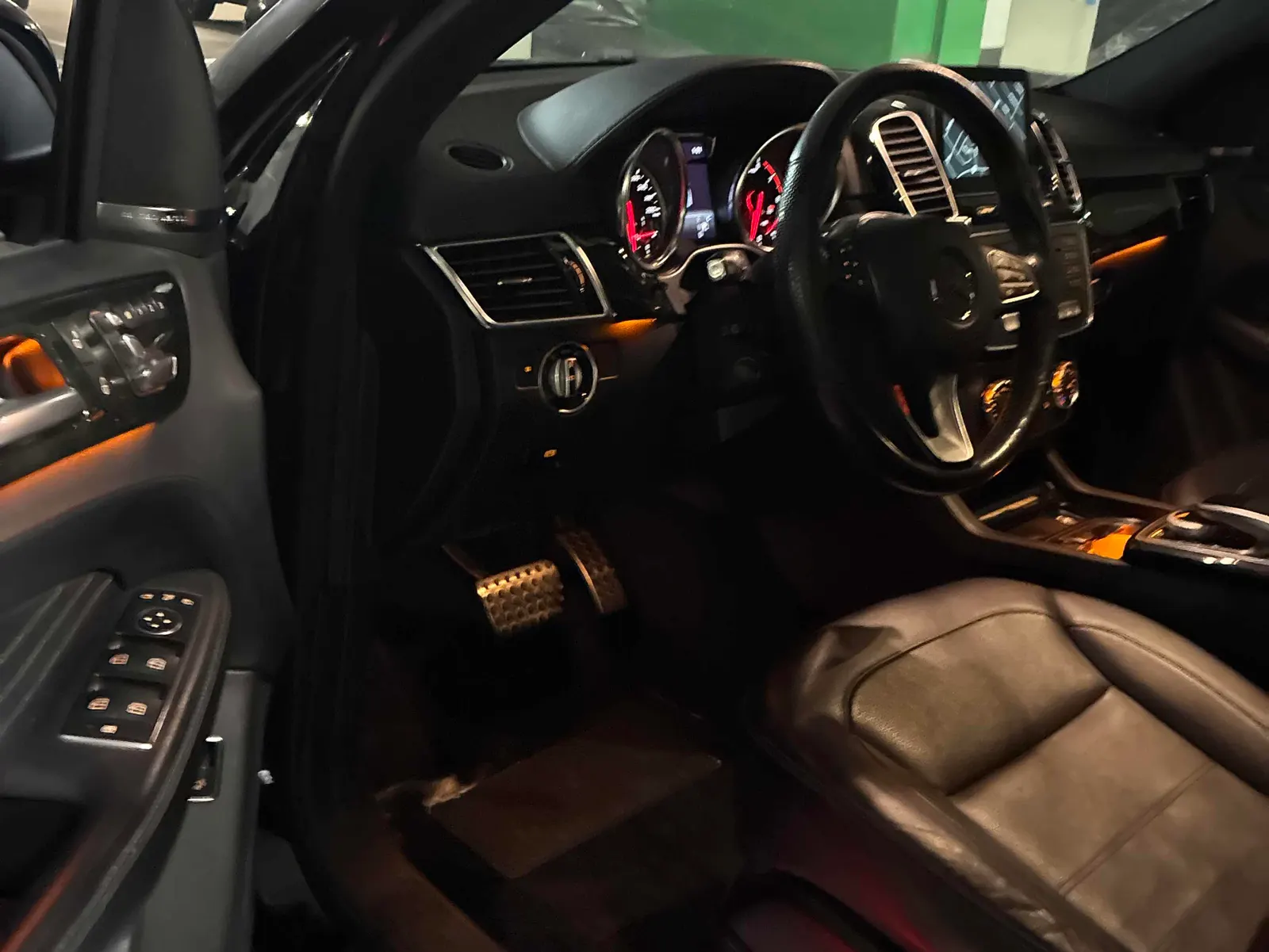 Interior driver side