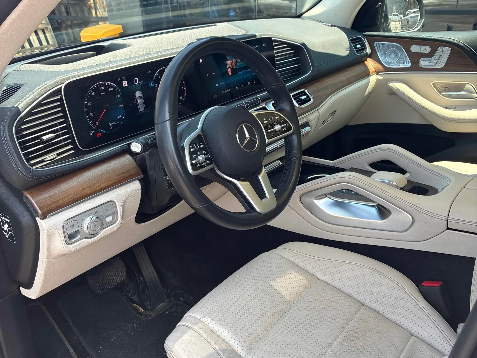 Interior driver side