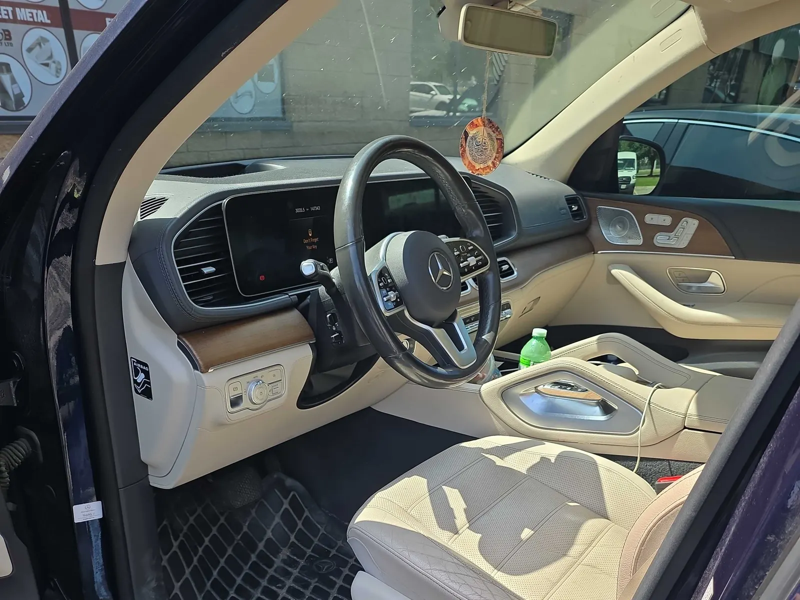 Interior driver side