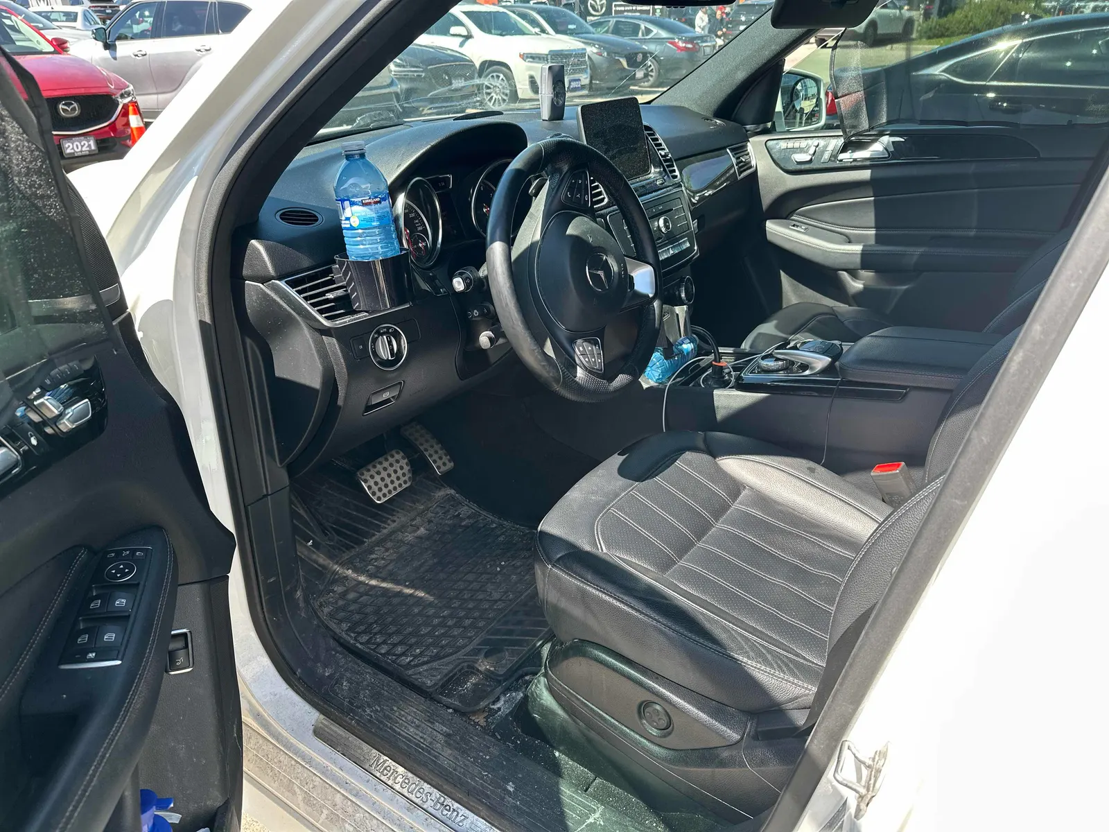 Interior driver side