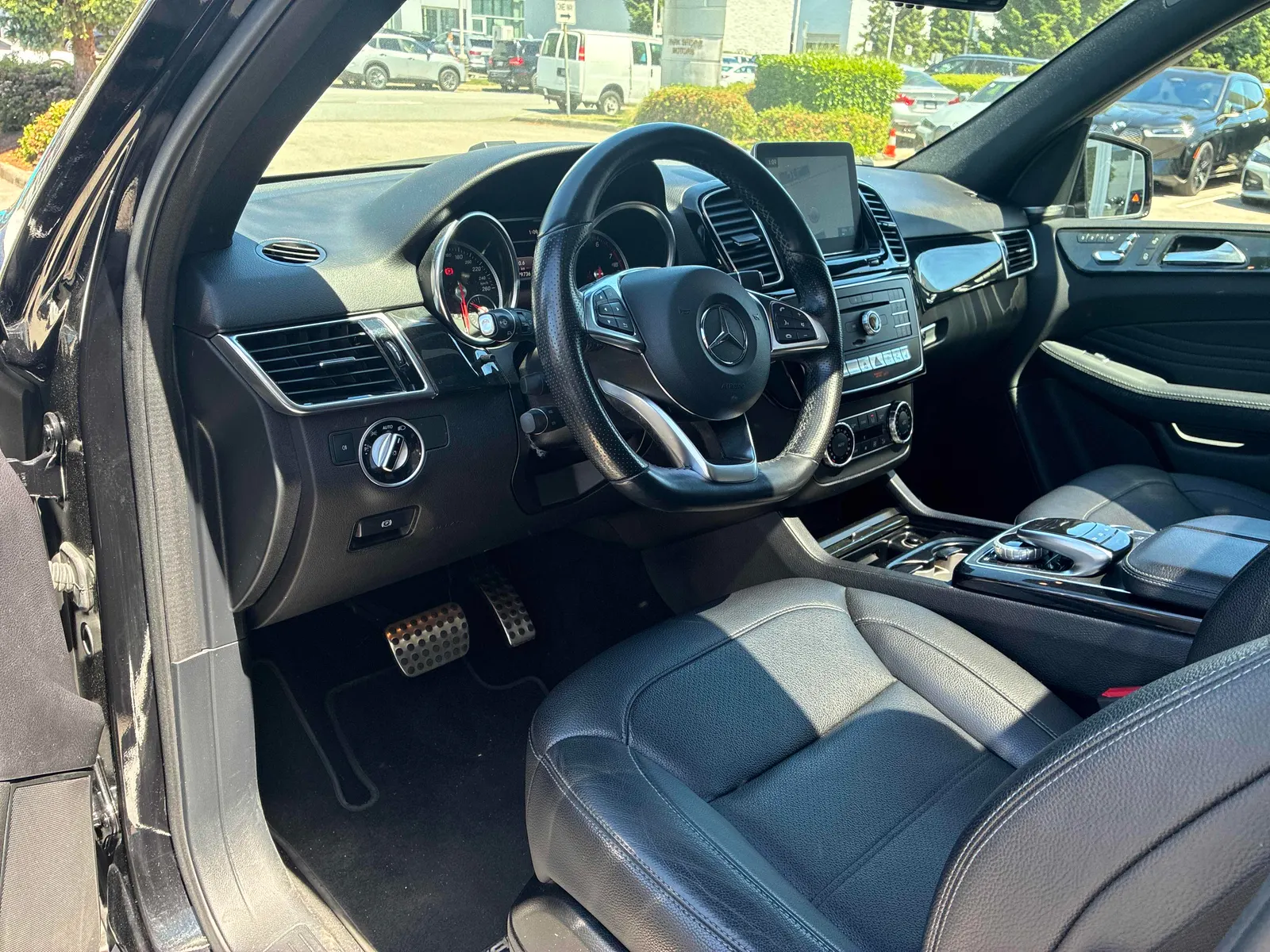 Interior driver side
