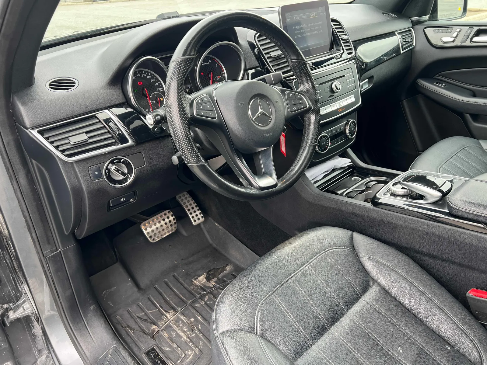 Interior driver side