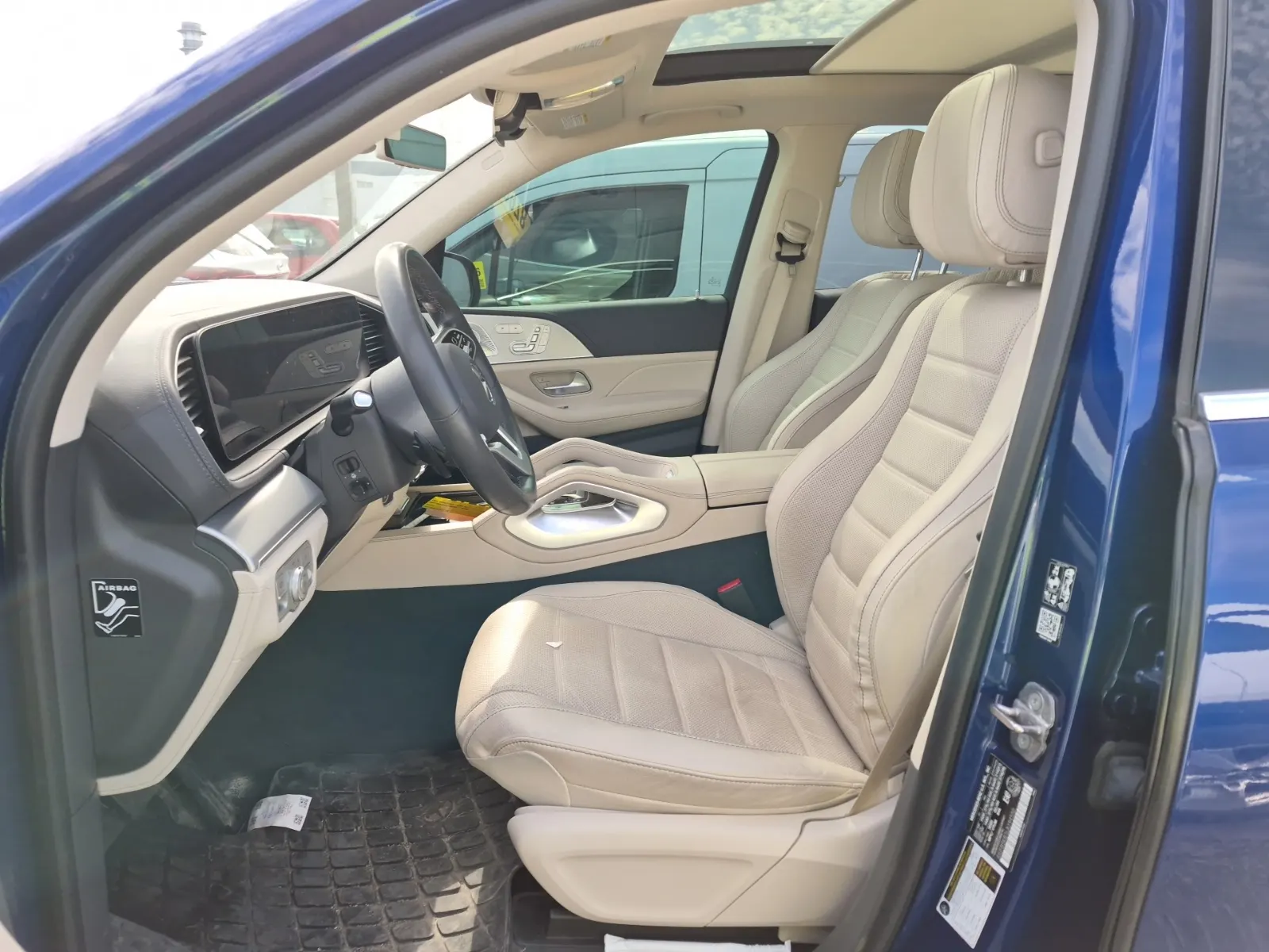 Interior driver side