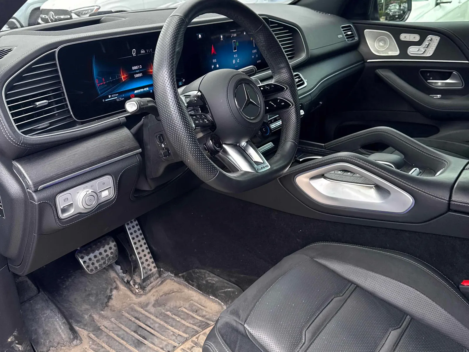 Interior driver side