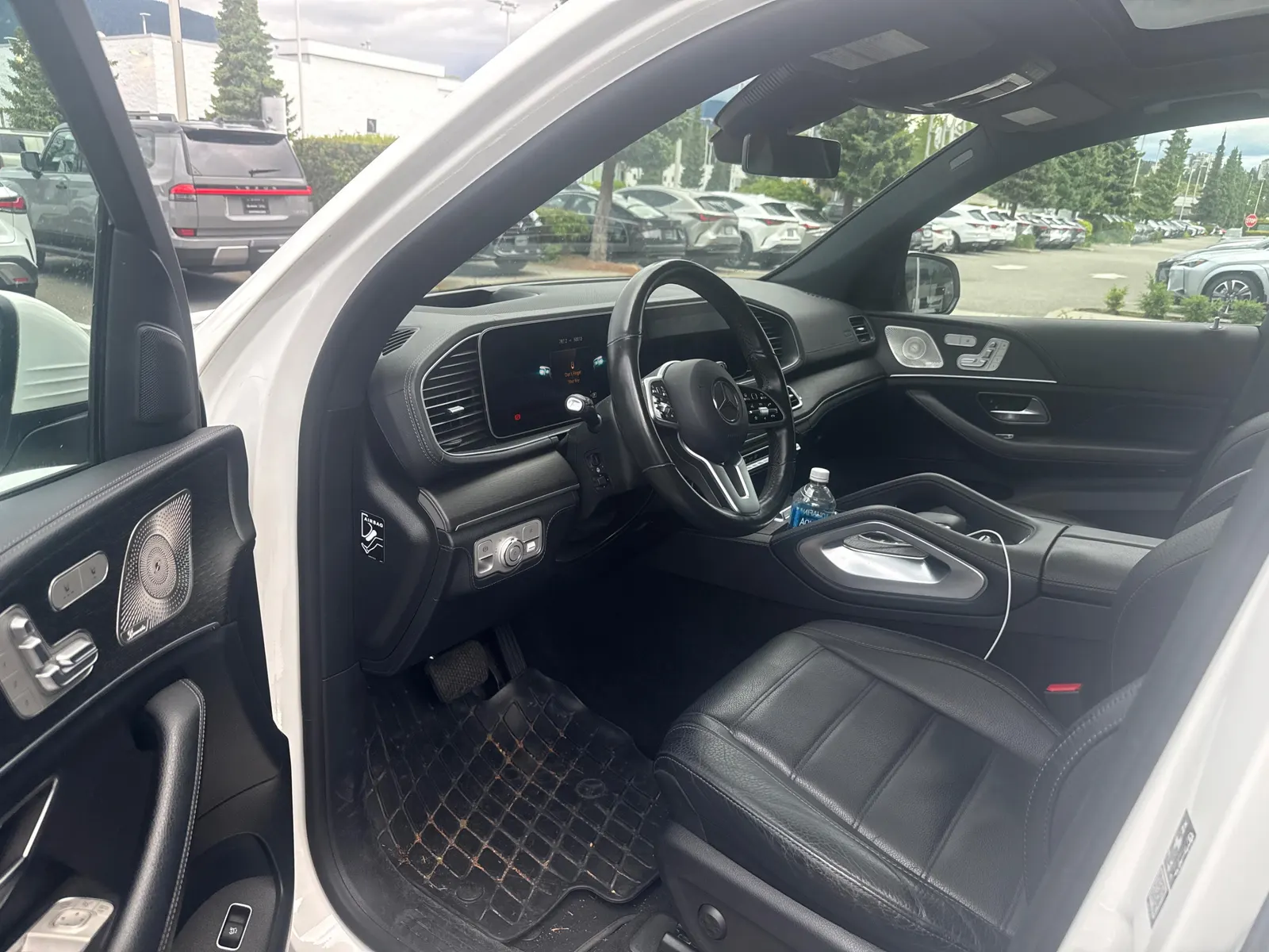 Interior driver side