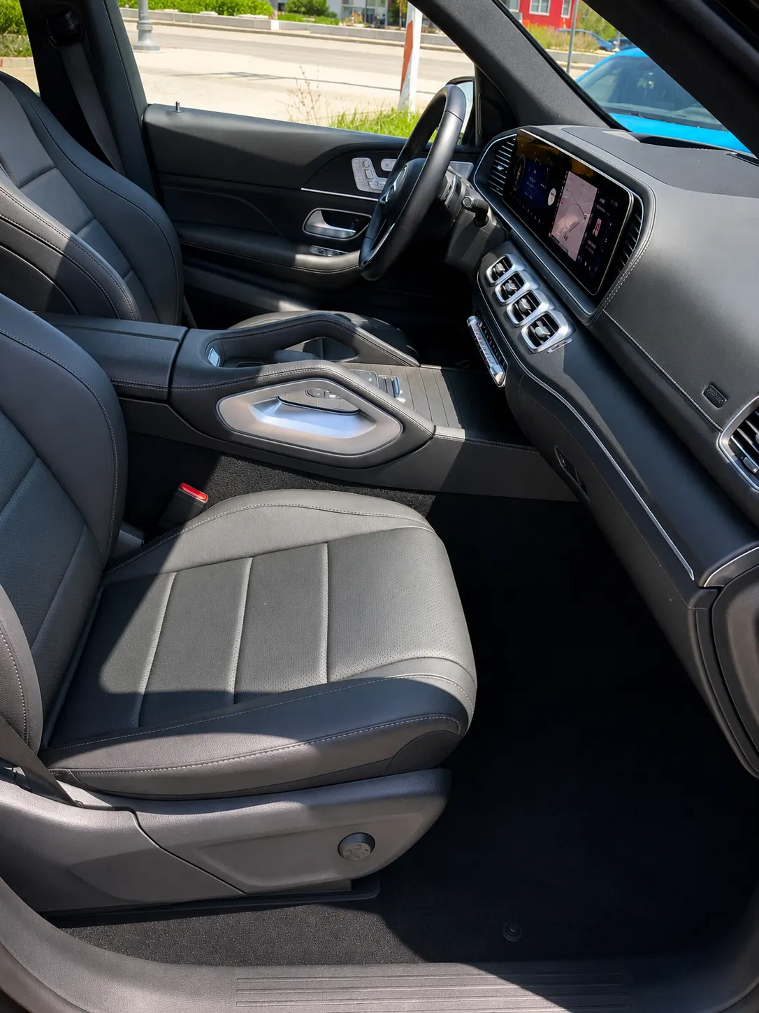 Interior driver side