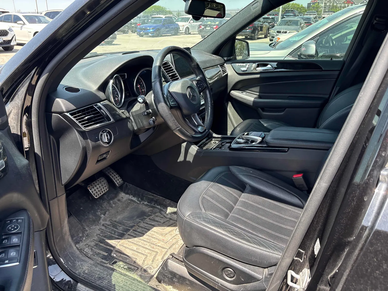Interior driver side
