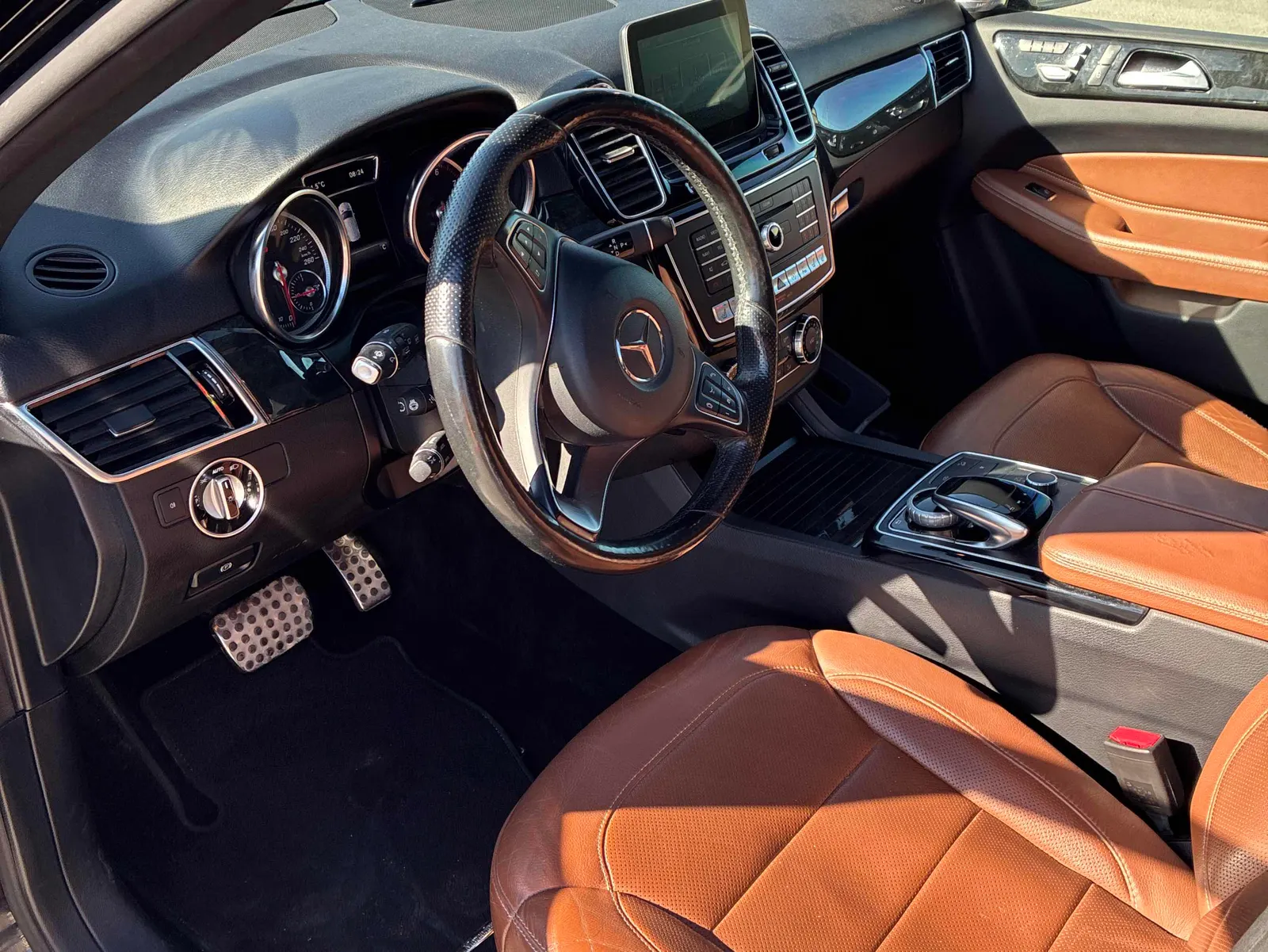 Interior driver side