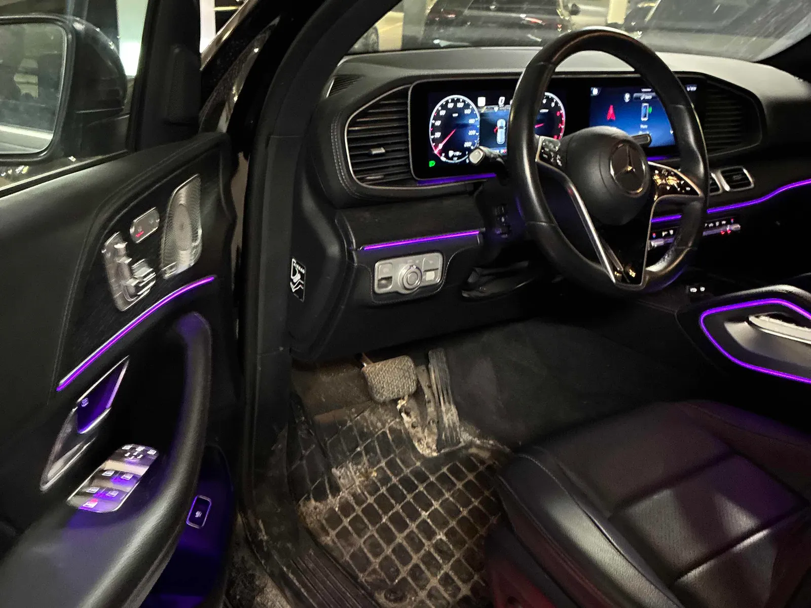 Interior driver side