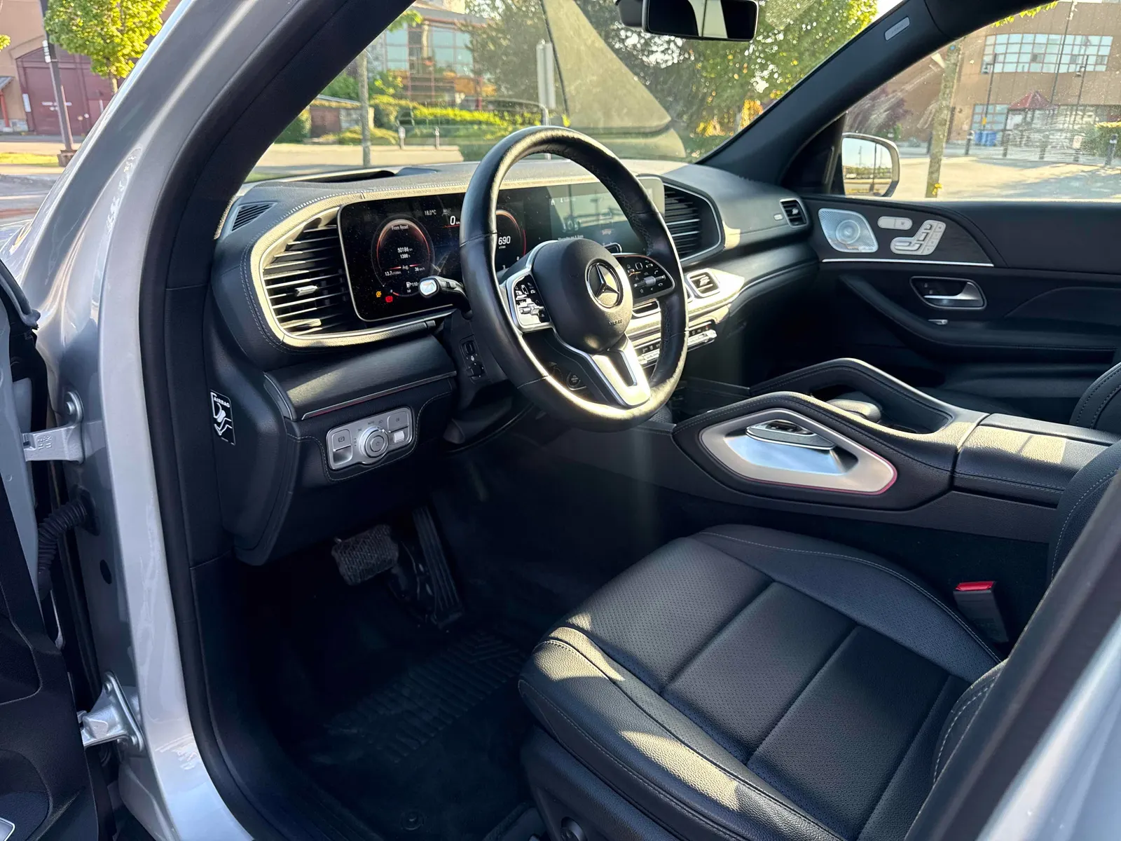 Interior driver side