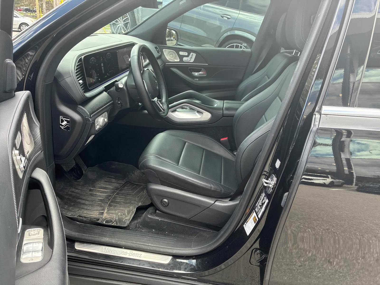 Interior driver side