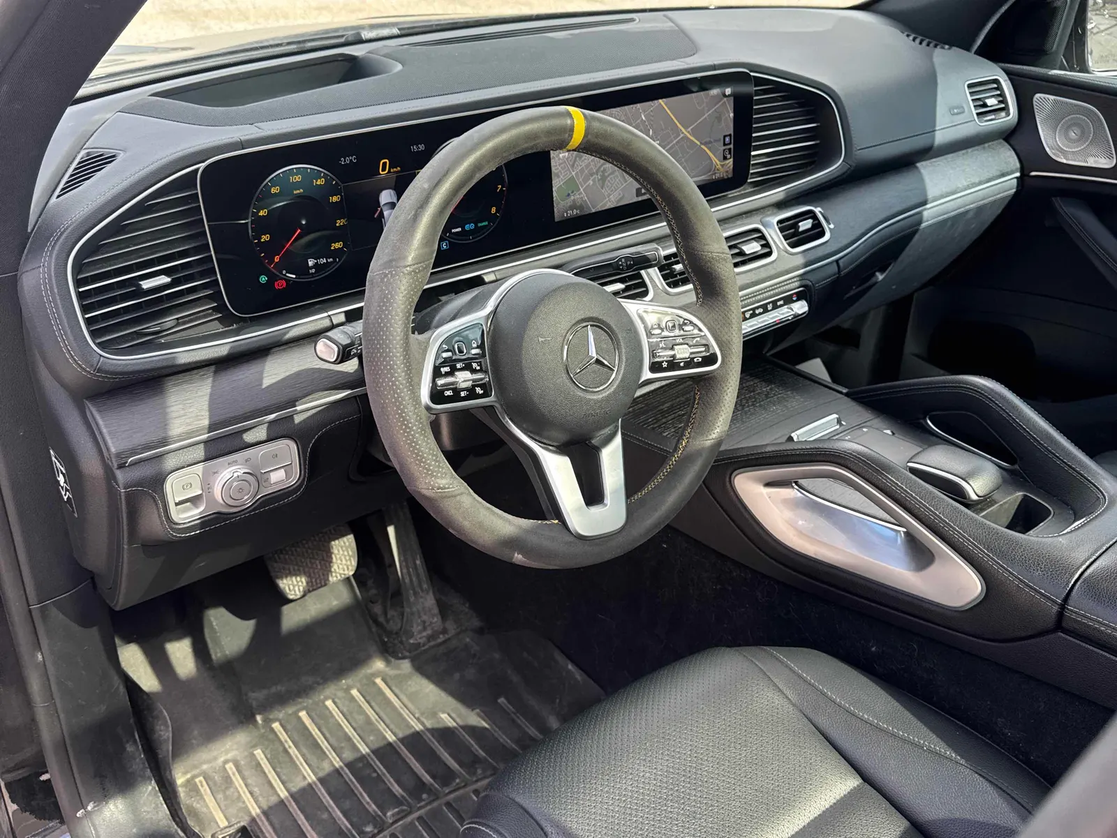 Interior driver side