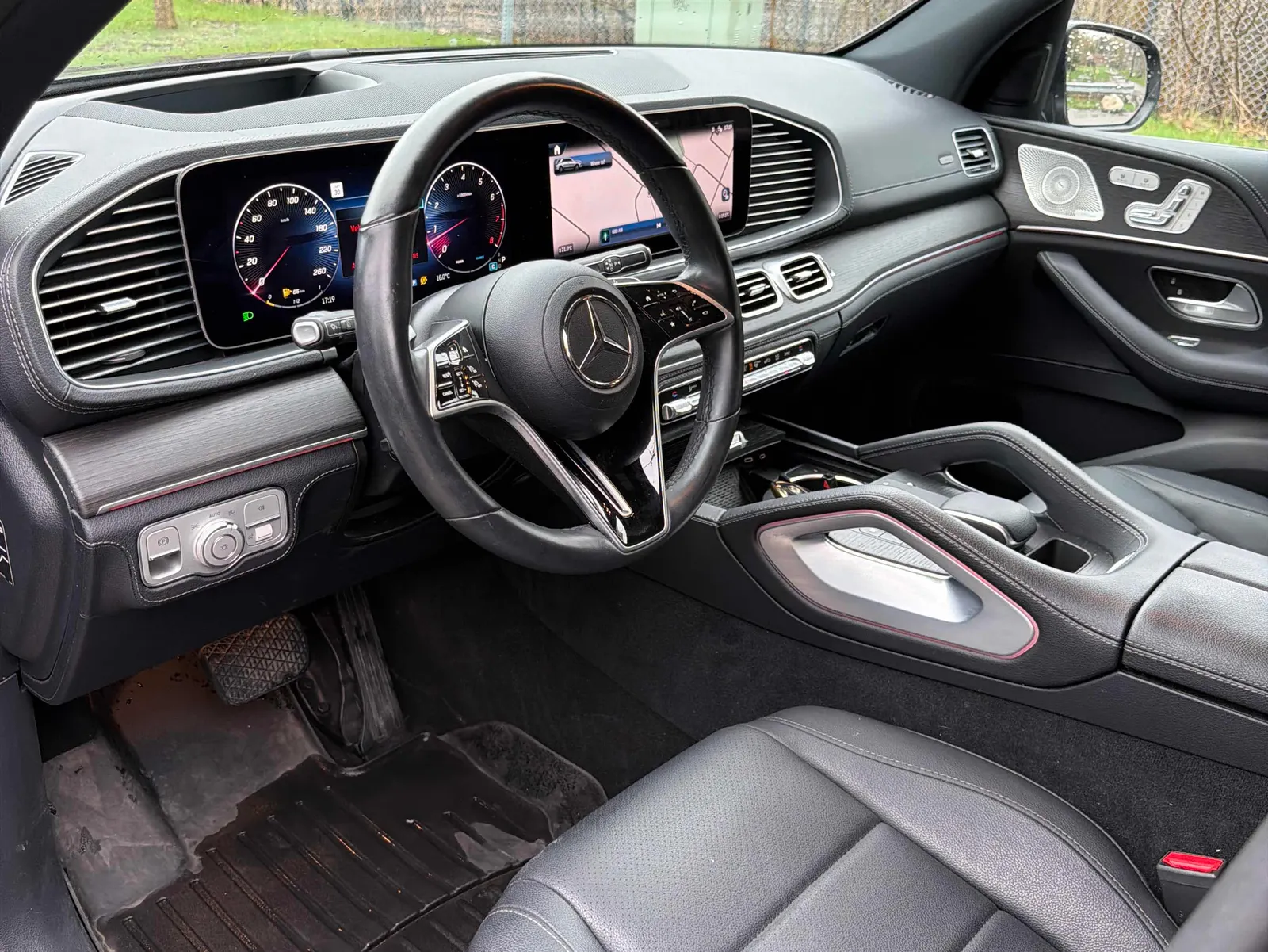 Interior driver side