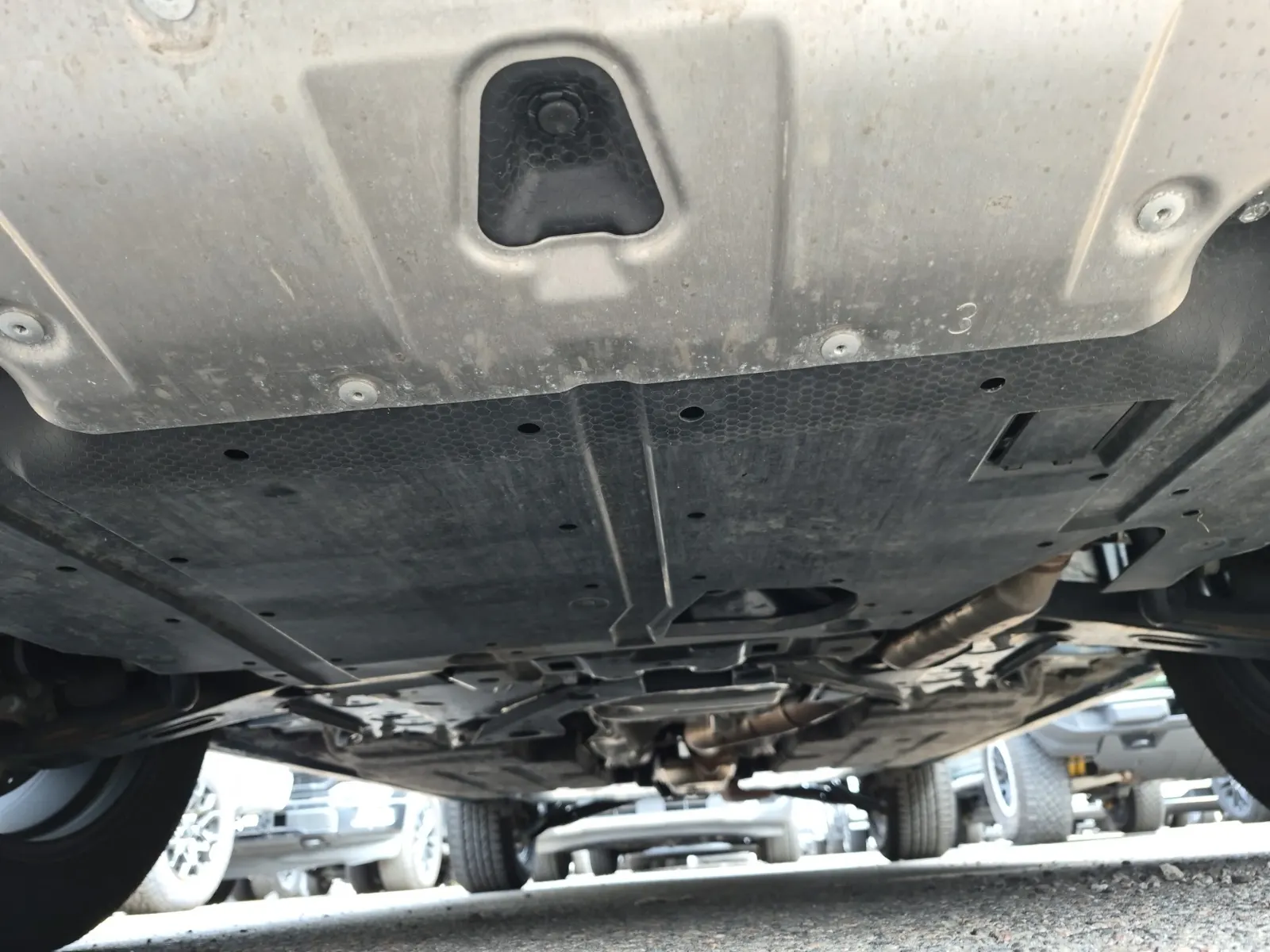 Undercarriage - Front Photo