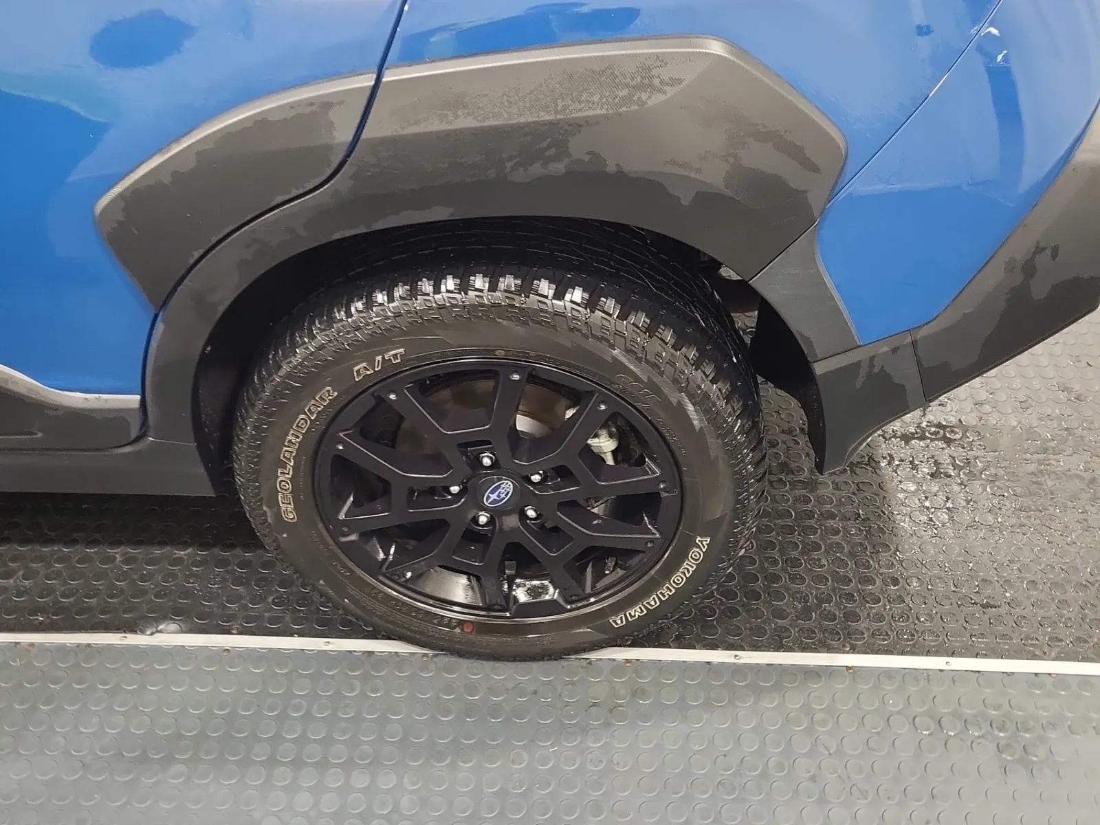 Left Rear Wheel/Tire Photo