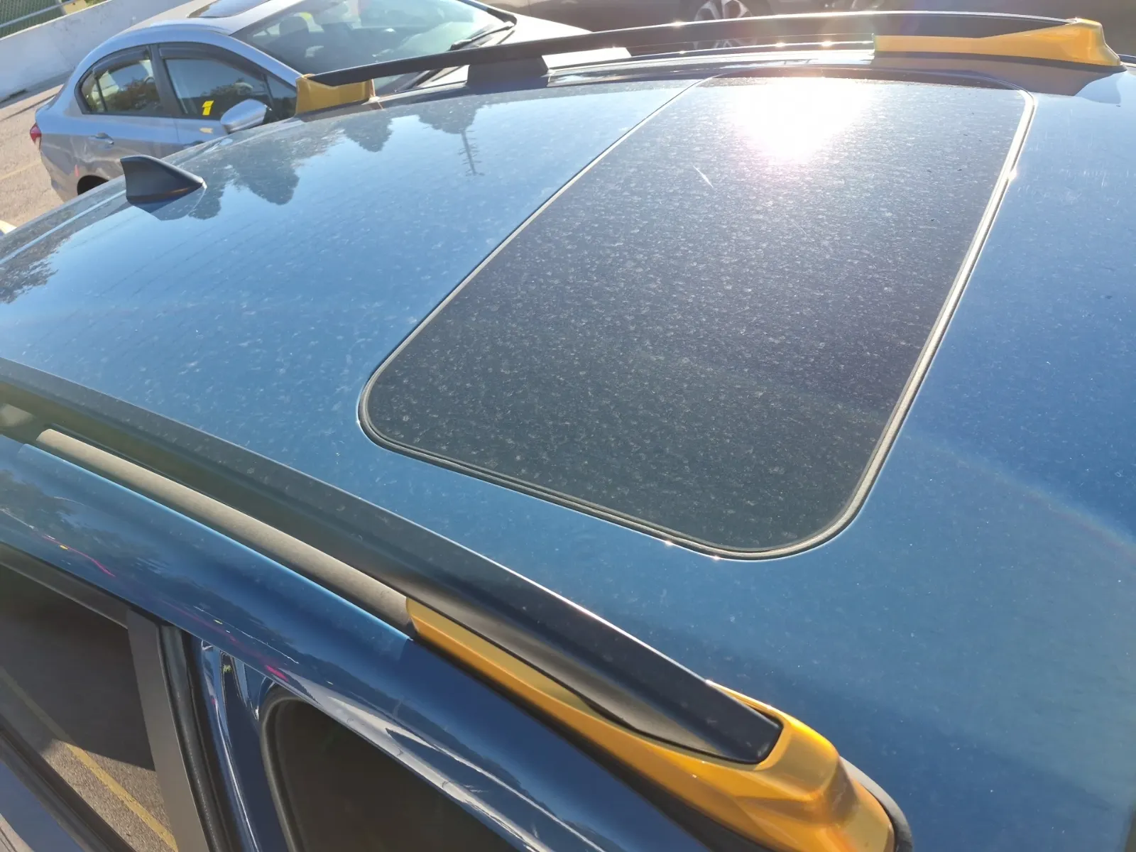 Exterior Roof Photo