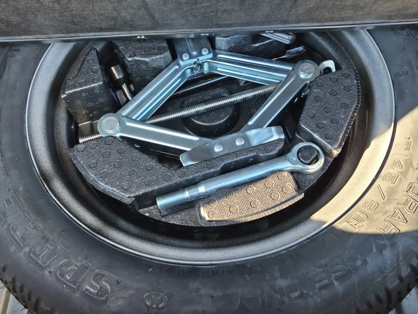 Spare Tire & Wheel Photo