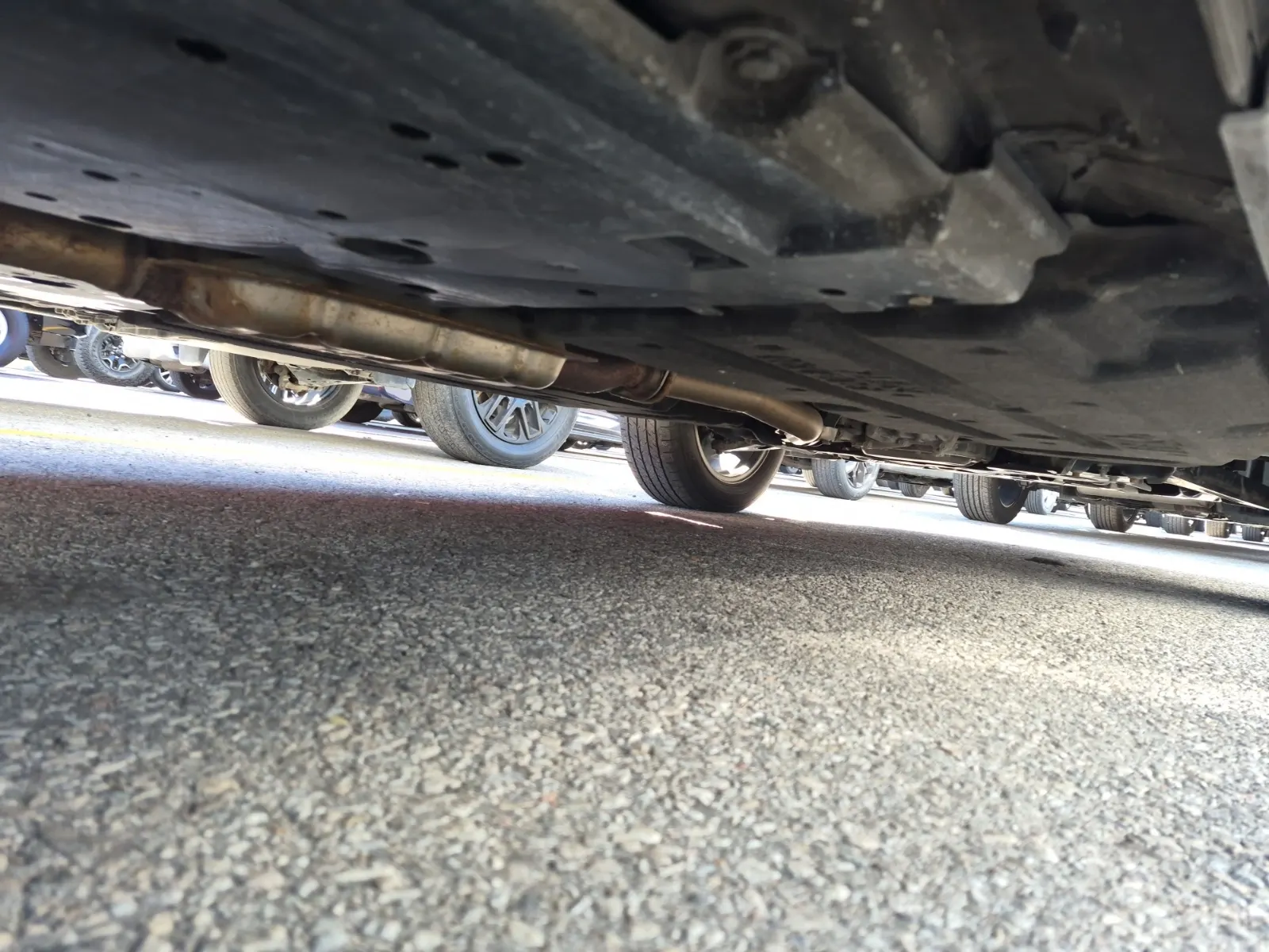 Undercarriage - Passenger Photo