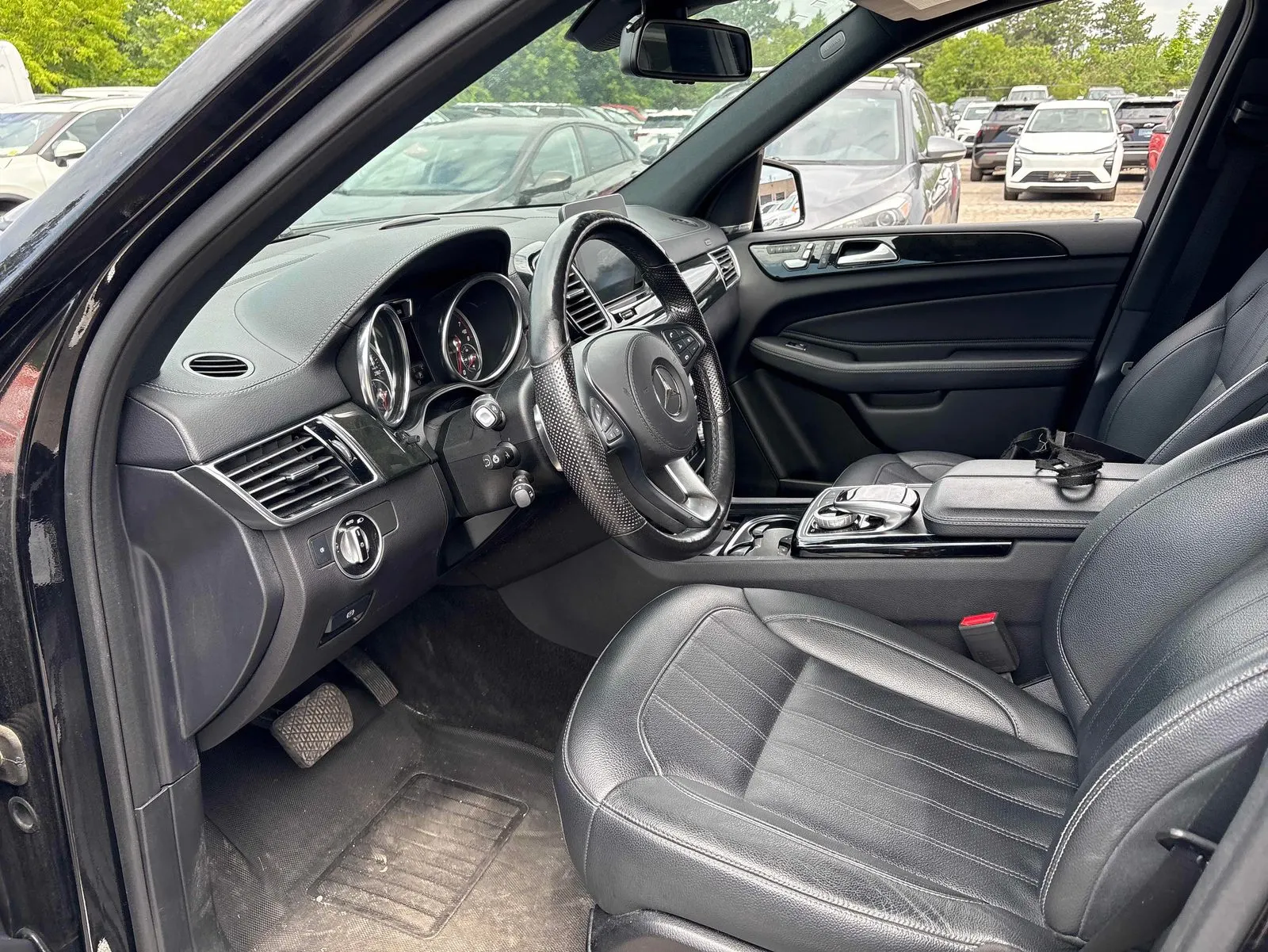 Interior driver side