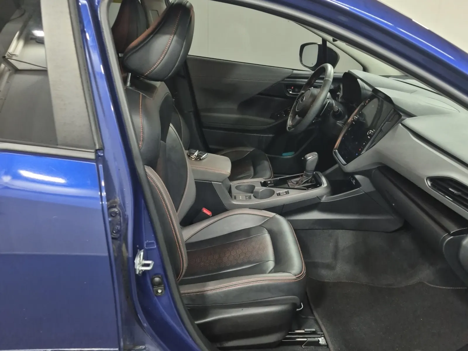 Right Side Interior Photo