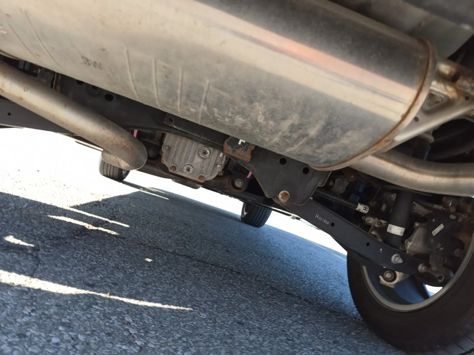 Undercarriage - Rear Photo