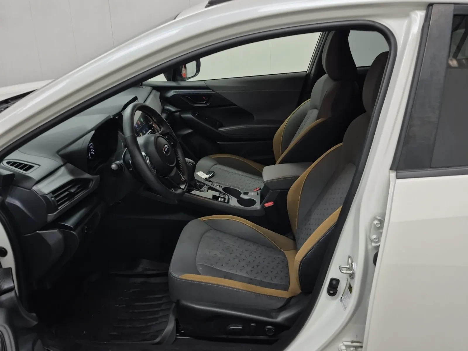 Front Interior Photo