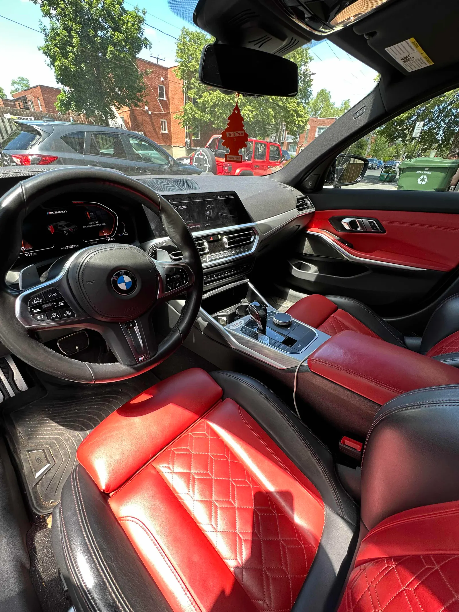 Interior driver side