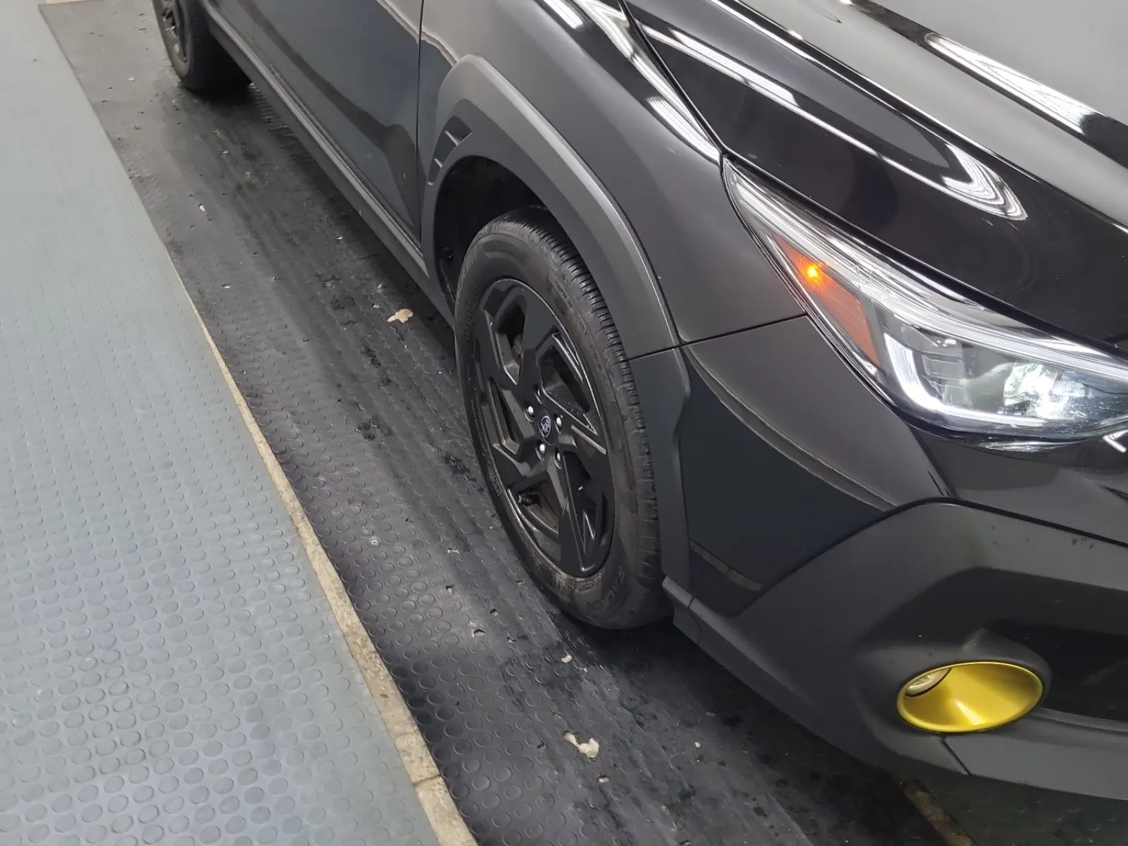 Right Front Wheel/Tire Photo