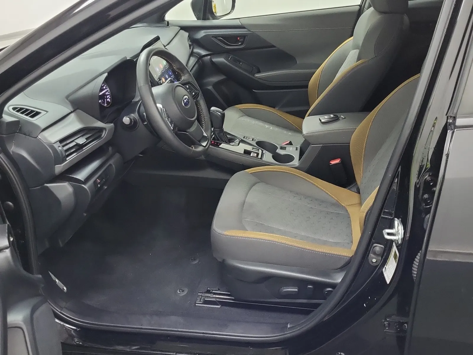 Front Interior Photo