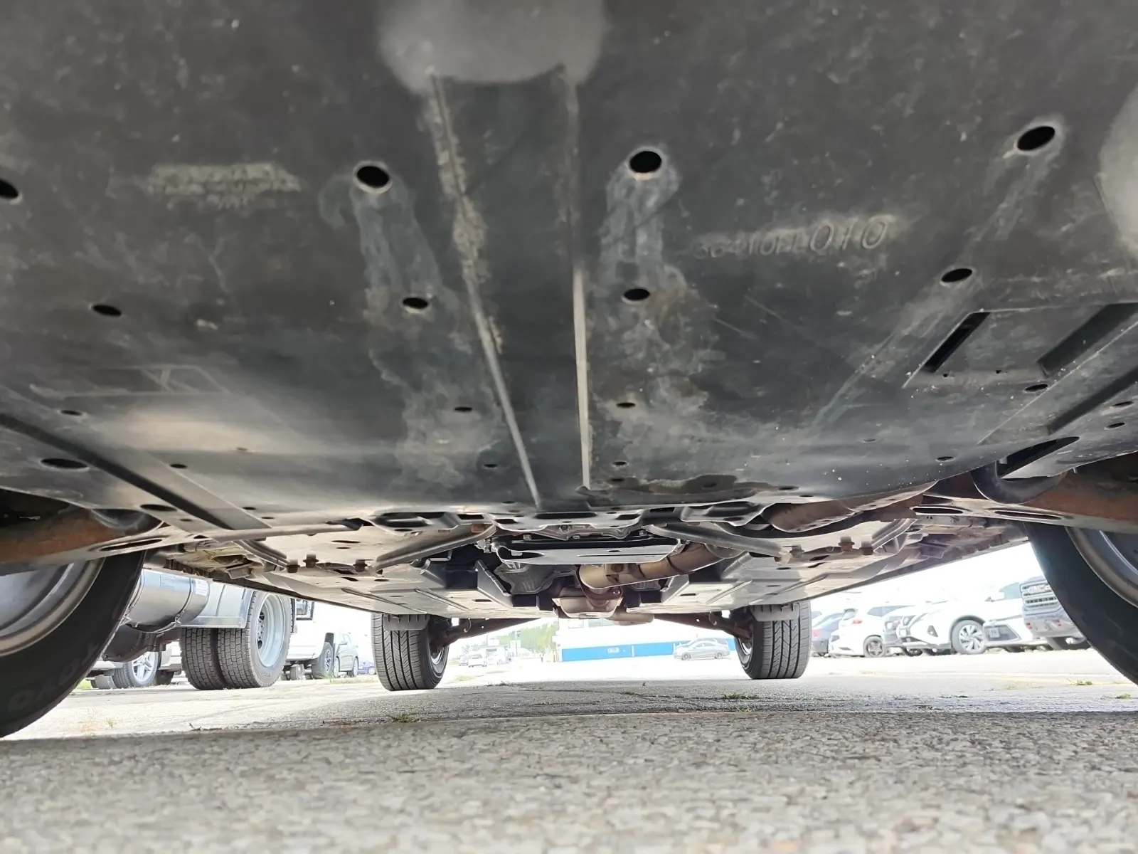 Undercarriage - Front Photo