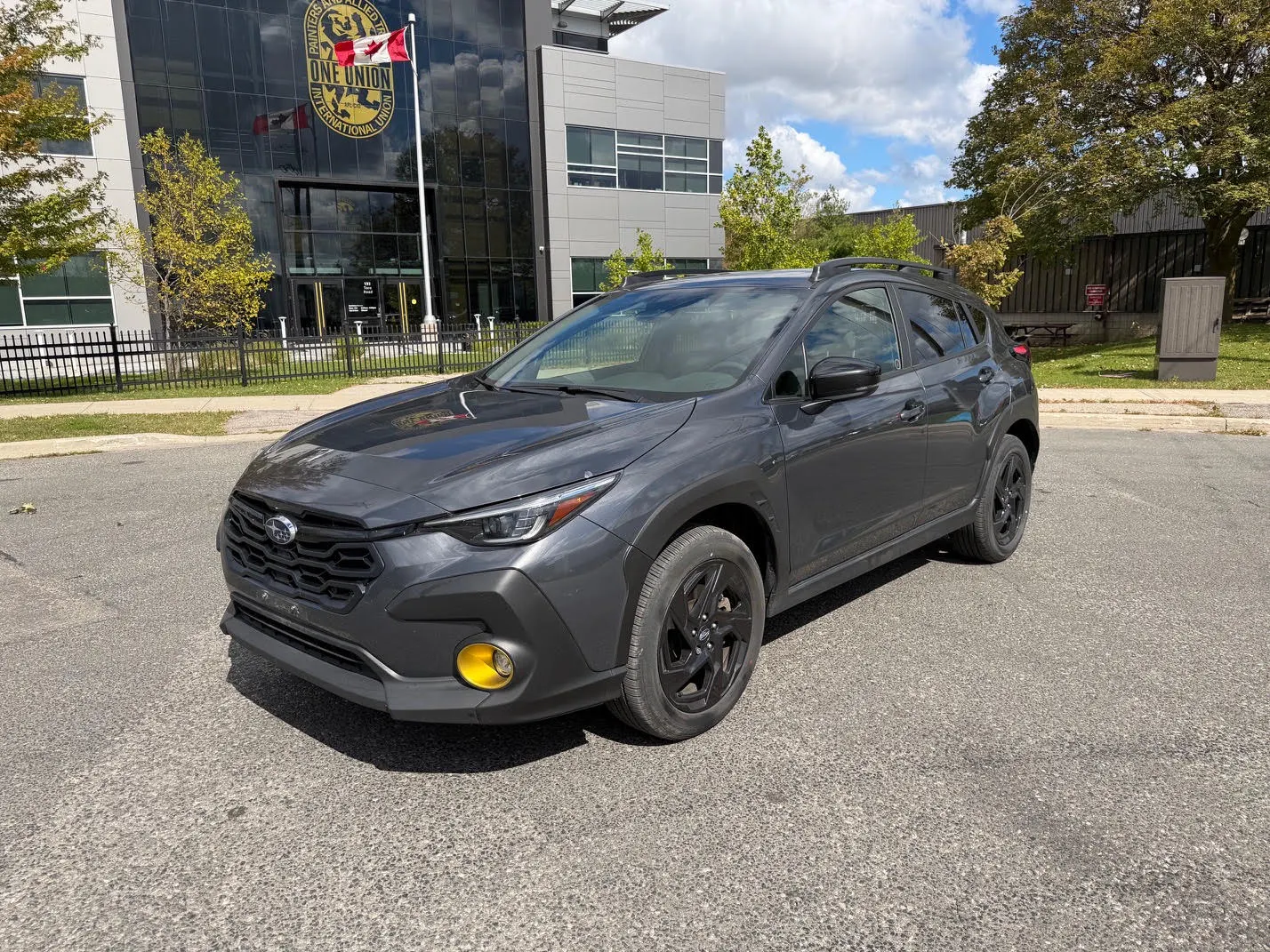 3/4 Front (Main image)