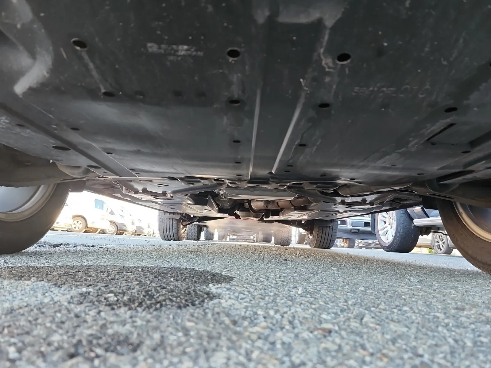 Undercarriage - Front Photo
