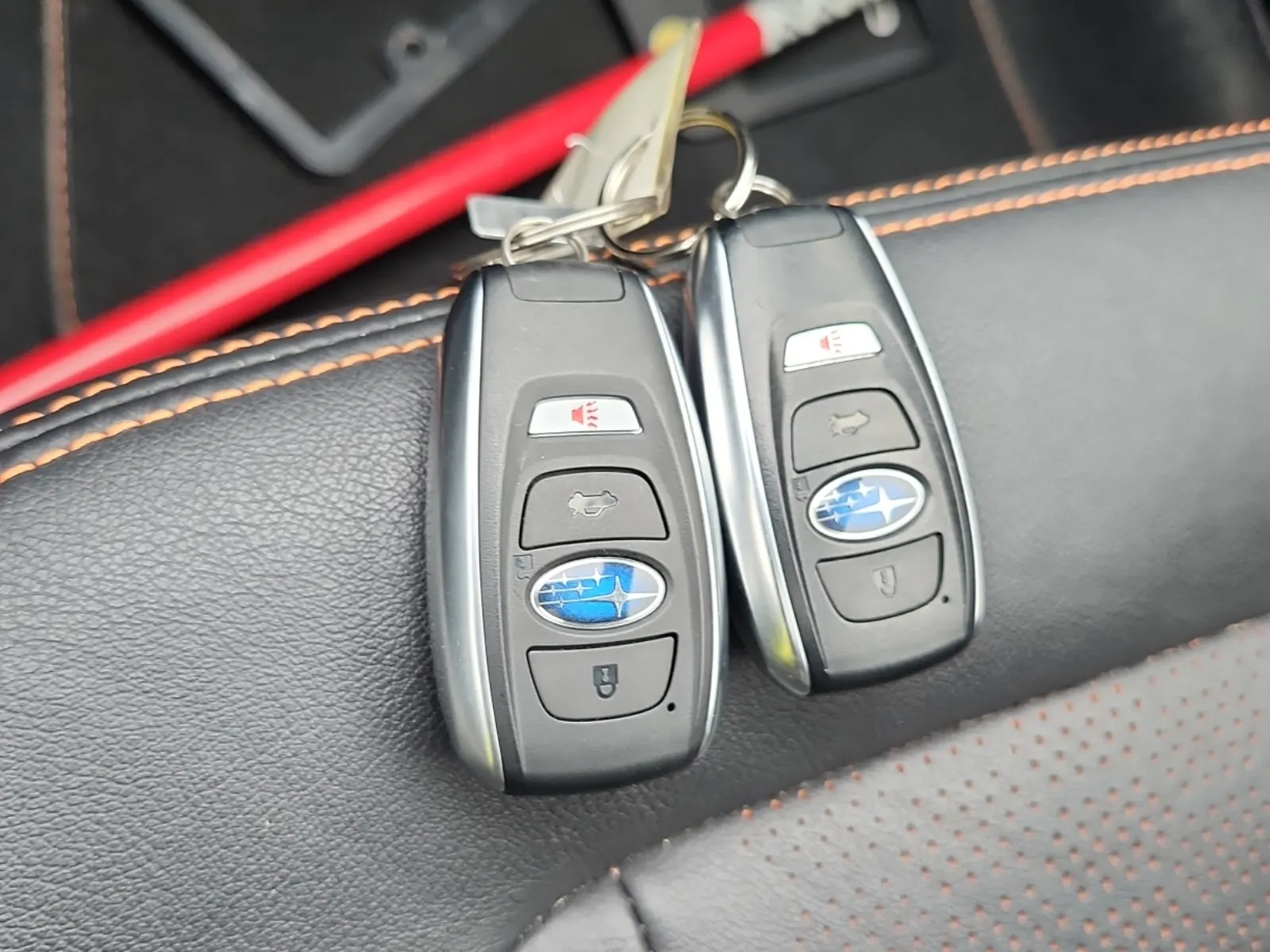 Keys/Fobs/Manual Photo