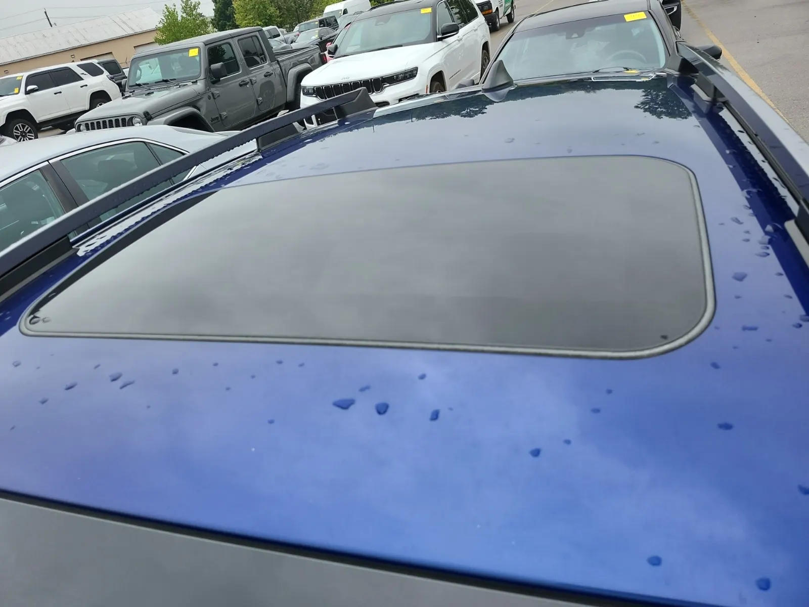 Exterior Roof Photo
