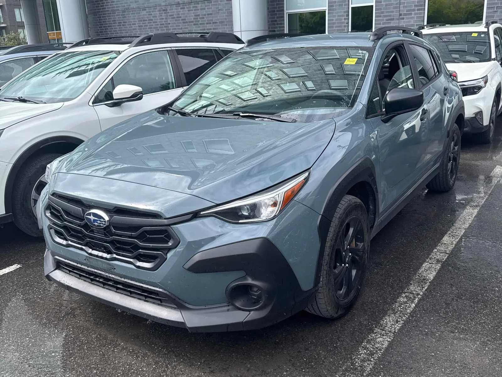3/4 Front (Main image)