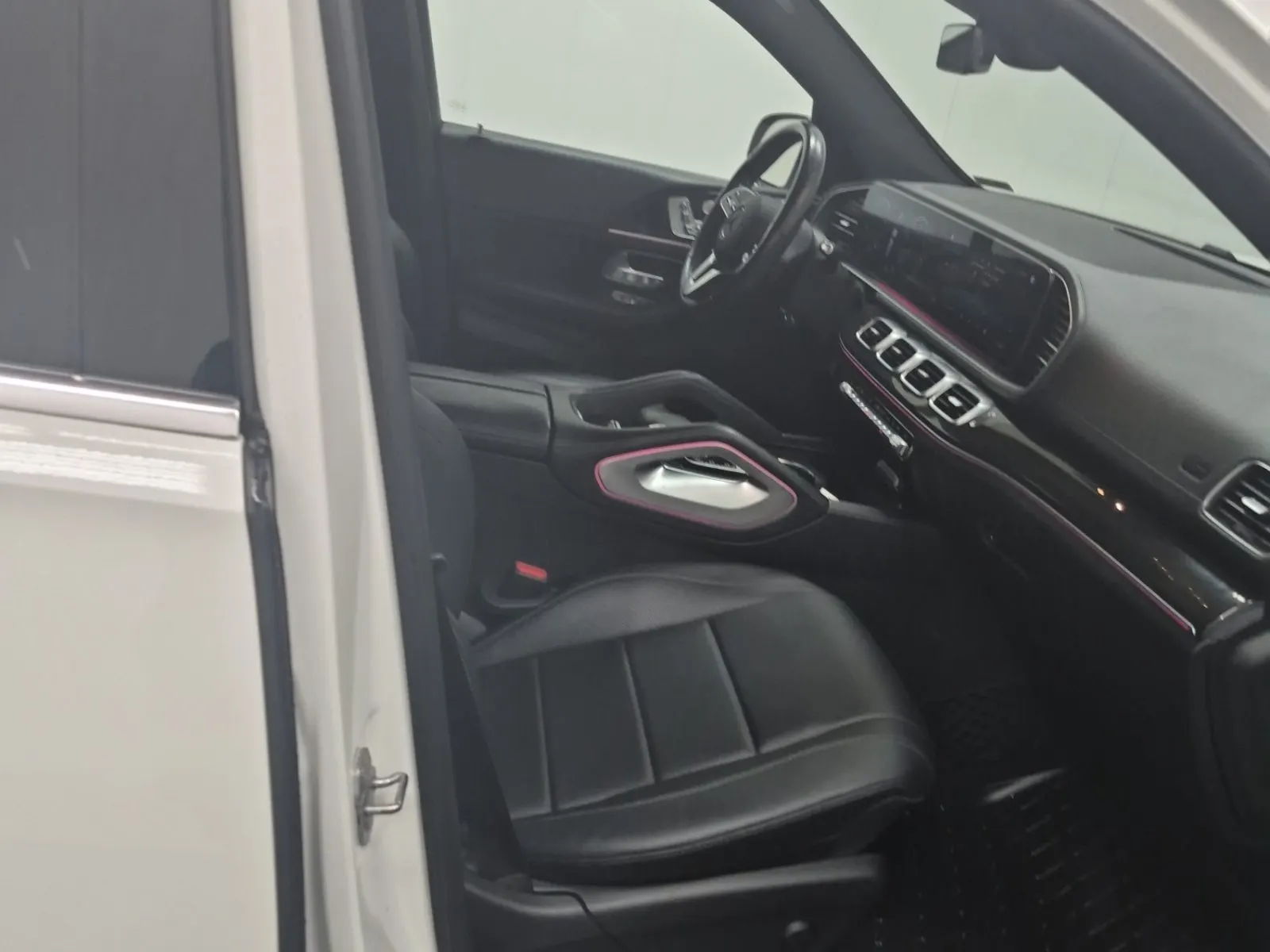 Right Side Interior Photo