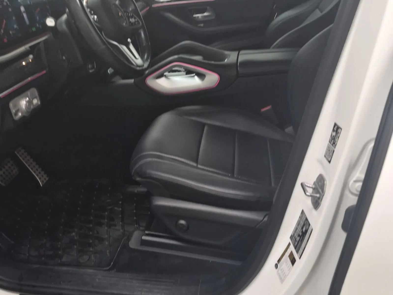 Front Interior Photo