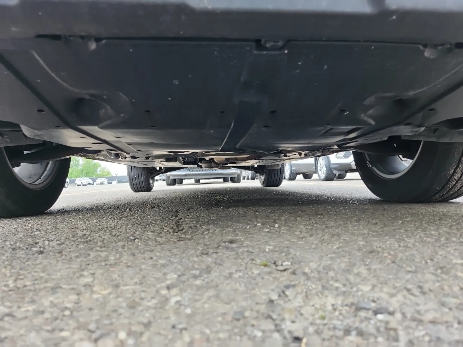 Undercarriage - Front Photo