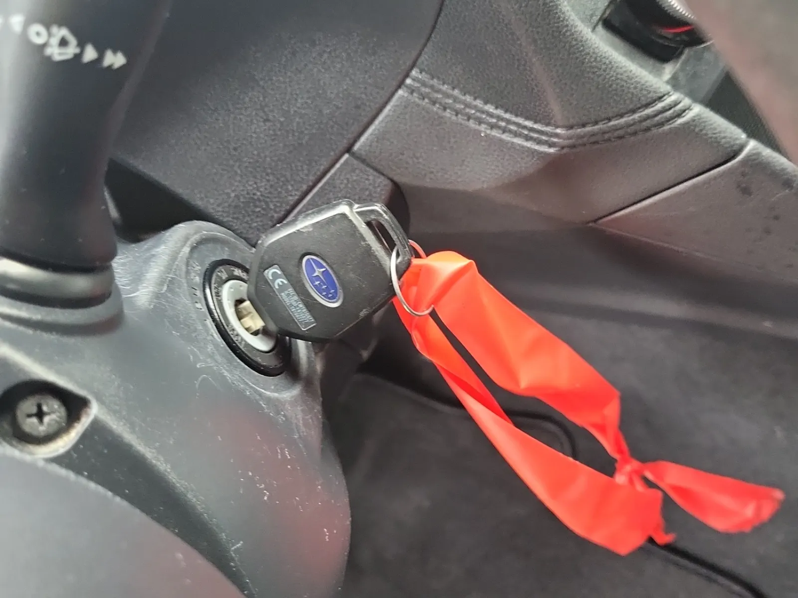 Keys/Fobs/Manual Photo