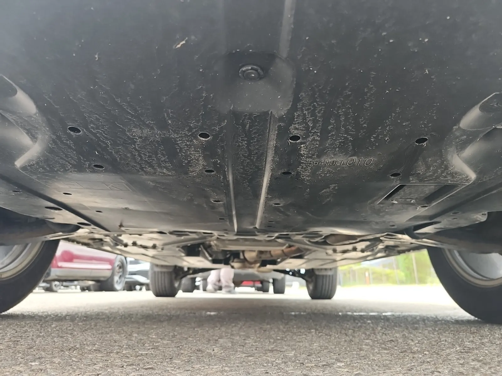 Undercarriage - Front Photo