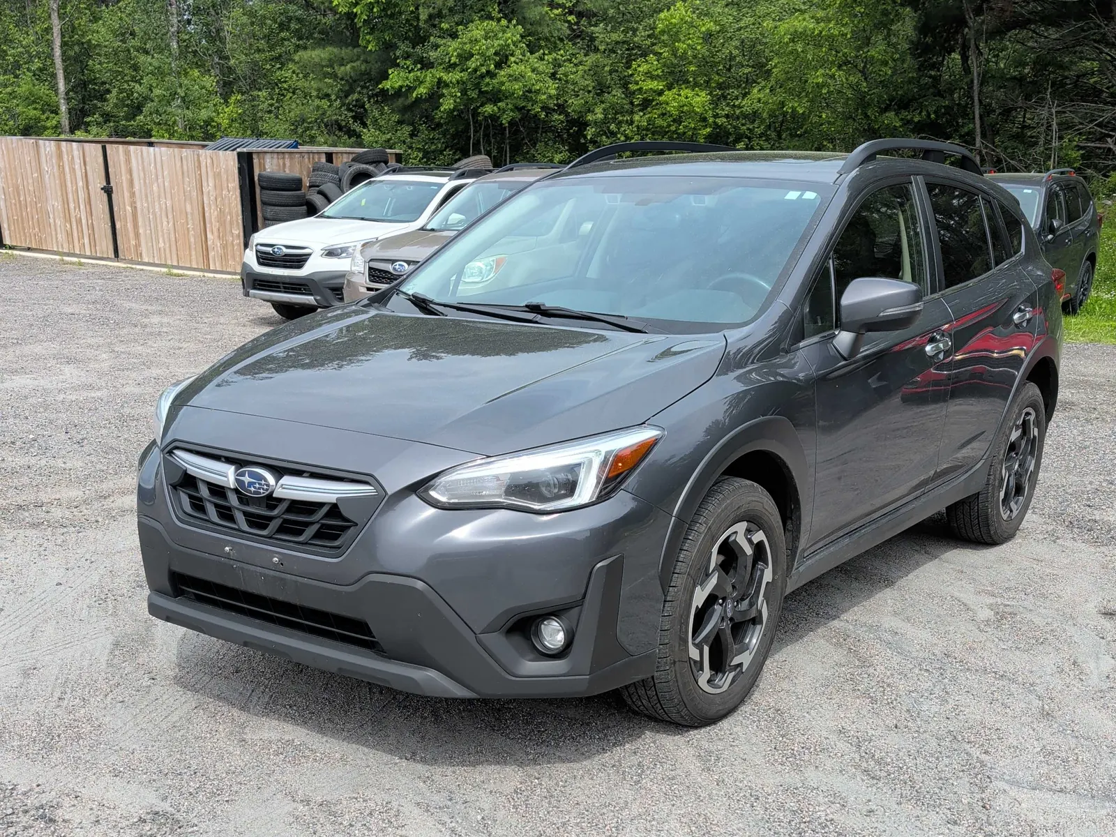 3/4 Front (Main image)