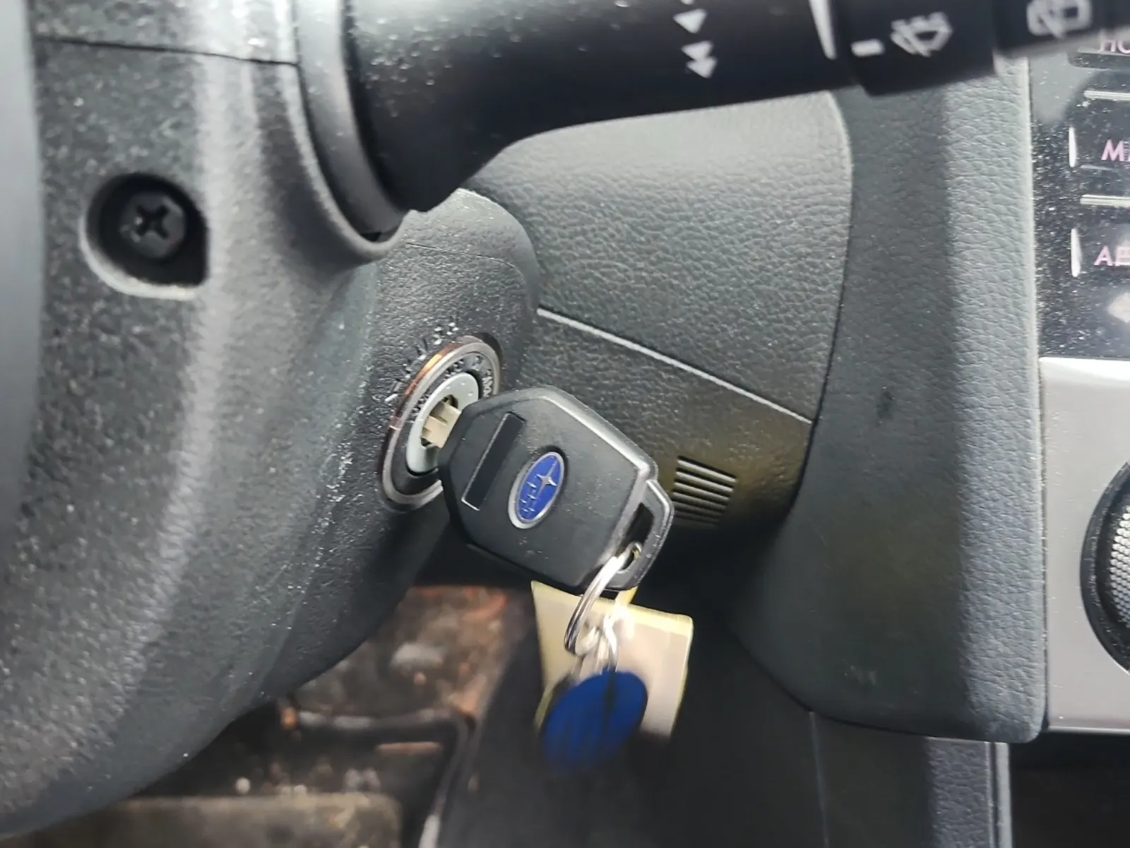 Keys/Fobs/Manual Photo
